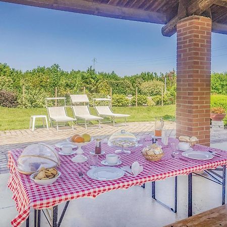 Awesome Home In Ariano Nel Polesine With Kitchen San Basilio Exteriér fotografie