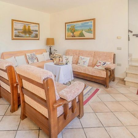 Awesome Home In Ariano Nel Polesine With Kitchen San Basilio Exteriér fotografie