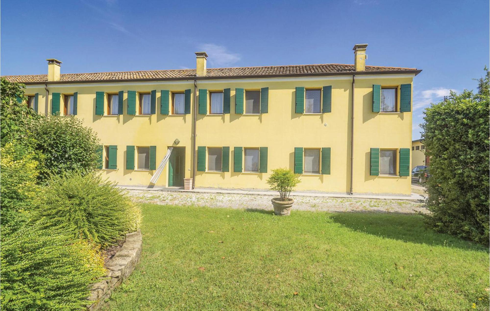 Awesome Home In Ariano Nel Polesine With Kitchen San Basilio Exteriér fotografie